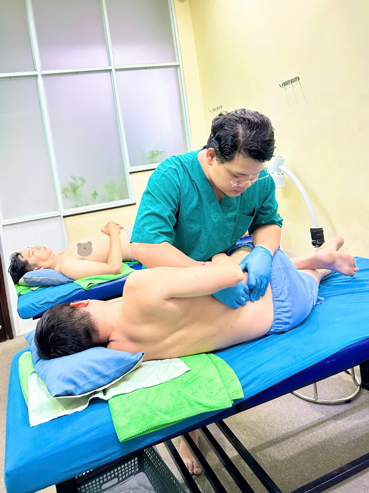 Điều Trị Bằng Phương Pháp Chiropractic