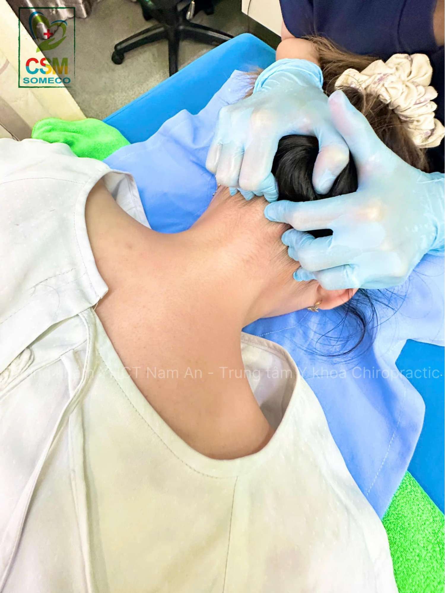 cac ky thuat chiropractic pho bien trong dieu tri dau vai gay Các kỹ thuật chiropractic trong điều trị đau vai gáy